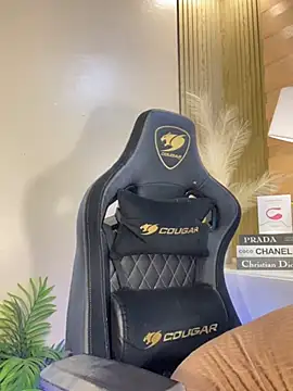 Snapshot of HeavenlyStar chatting on February 2025 07:10:01 PM HeavenlyStar online show from February 2025 07:10:01 PM