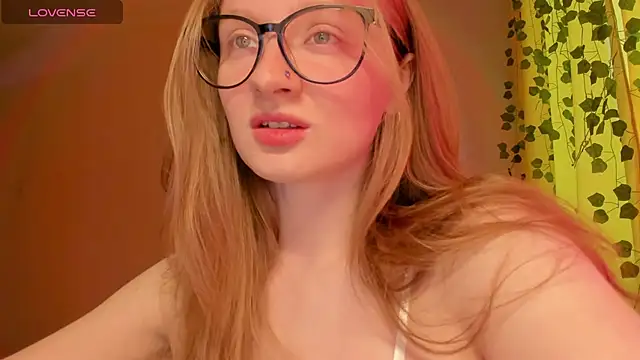 mollytuck online show from June 2026 03:57:01 PM