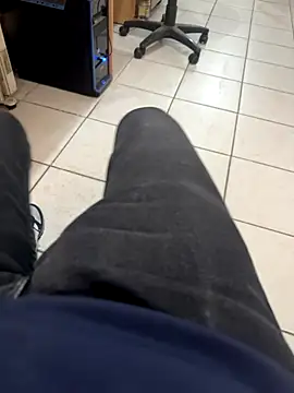 MAHKE12 online show from November 2025 09:31:01 AM