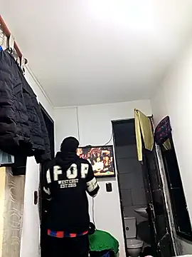 Snapshot of stifen_ chatting on December 2025 03:10:01 PM stifen online show from December 2025 03:10:01 PM