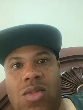 Snapshot of Iced_cloudz chatting on January 2026 03:39:01 PM Iced cloudz online show from January 2026 03:39:01 PM