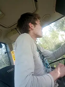 Snapshot of utoopia777 chatting on September 2025 12:05:02 PM utoopia777 online show from September 2025 12:05:02 PM