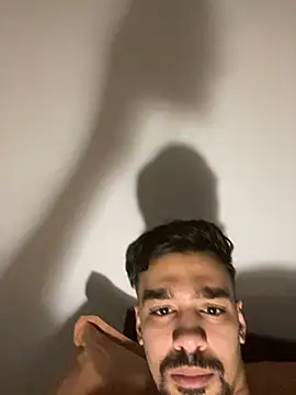 Snapshot of Hermanooooooo chatting on December 2024 10:26:02 AM Hermanooooooo online show from December 2024 10:26:02 AM