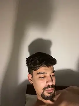 Snapshot of Hermanooooooo chatting on January 2025 02:08:02 AM Hermanooooooo online show from January 2025 02:08:02 AM