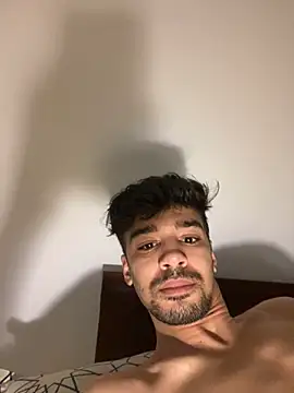 Snapshot of Hermanooooooo chatting on February 2025 03:11:02 AM Hermanooooooo online show from February 2025 03:11:02 AM