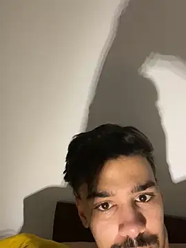 Snapshot of Hermanooooooo chatting on March 2025 08:29:01 AM Hermanooooooo online show from March 2025 08:29:01 AM