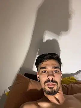 Snapshot of Hermanooooooo chatting on March 2025 05:43:02 AM Hermanooooooo online show from March 2025 05:43:02 AM