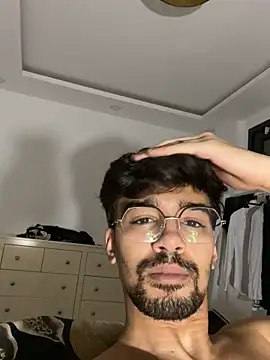 Snapshot of Hermanooooooo chatting on January 2026 06:55:02 PM Hermanooooooo online show from January 2026 06:55:02 PM