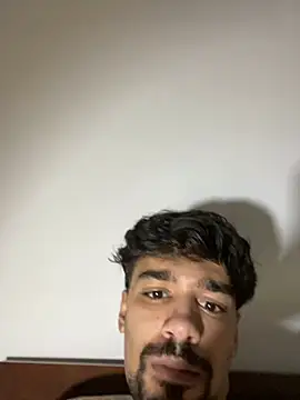 Snapshot of Hermanooooooo chatting on February 2026 06:54:01 AM Hermanooooooo online show from February 2026 06:54:01 AM