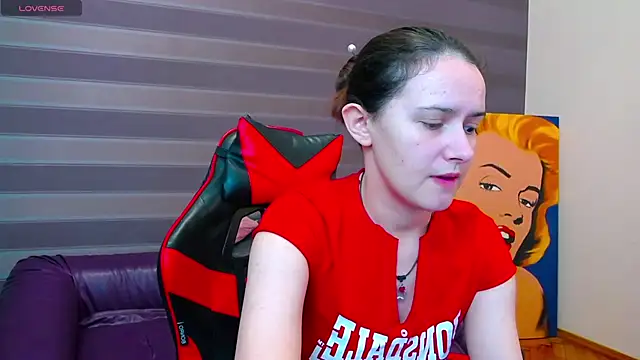 iris nikhols online show from November 2025 03:06:01 AM