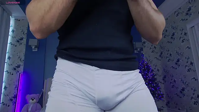 Snapshot of Arilas_ chatting on December 2024 07:40:02 AM Arilas  online show from December 2024 07:40:02 AM