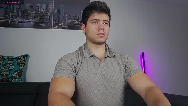 Arilas  online show from November 2025 07:32:01 AM