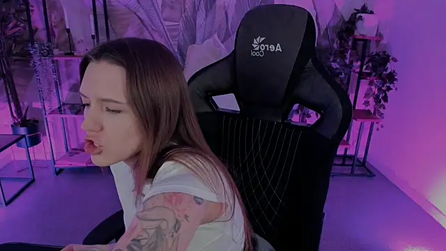 JennyDens online show from March 2025 05:31:02 AM