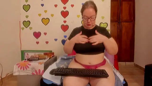 Snapshot of BarbaraFight chatting on July 2026 11:18:01 PM BarbaraFight online show from July 2026 11:18:01 PM