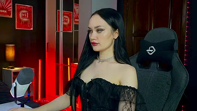 QueenAliss online show from February 2026 06:01:02 AM