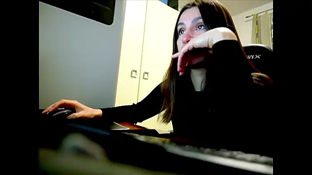 GodlyTheia online show from February 2026 09:45:01 PM