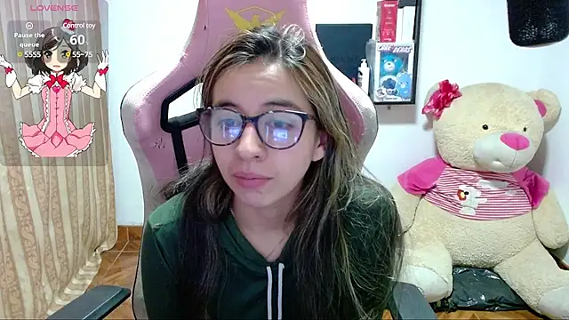 Maggie Fox3 online show from December 2024 02:09:02 AM