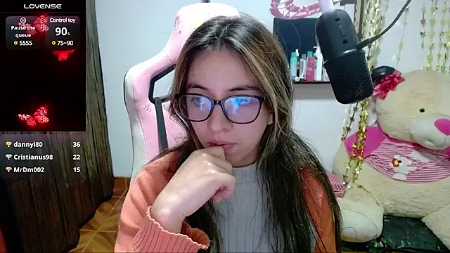 Maggie Fox3 online show from February 2025 06:11:02 AM