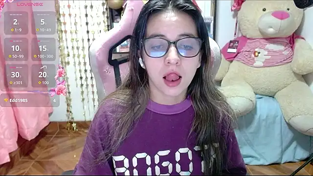 Maggie Fox3 online show from October 2025 01:39:02 AM