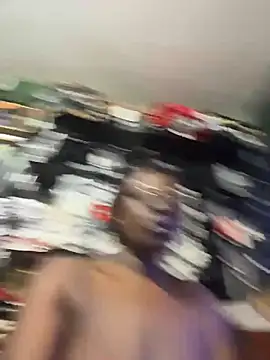 karinacortes online show from December 2025 12:04:01 AM