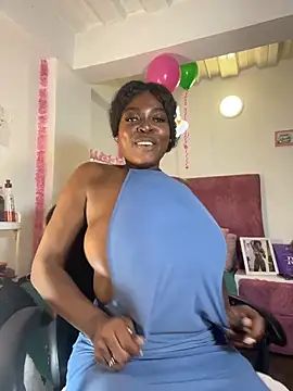 karinacortes online show from April 2026 12:17:01 AM