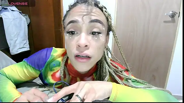 Snapshot of stormytt_ chatting on May 2026 08:09:01 AM stormytt online show from May 2026 08:09:01 AM