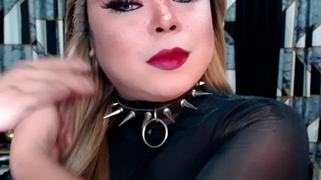 Snapshot of Mistress_DOMnicaaxx chatting on December 2025 05:29:01 PM Mistress DOMnicaaxx online show from December 2025 05:29:01 PM