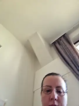 Goodass7 online show from November 2025 09:30:01 AM