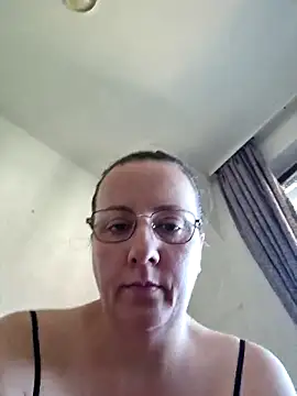 Goodass7 online show from June 2026 06:27:02 AM