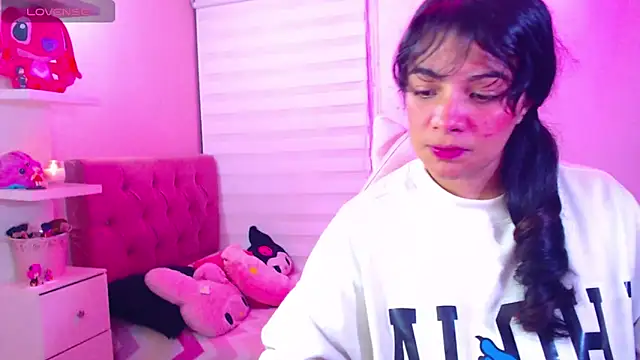 Vannessa  Shy online show from December 2024 11:51:01 PM