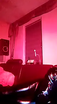 Snapshot of Crystalbitchx chatting on January 2025 06:17:02 AM Crystalbitchx online show from January 2025 06:17:02 AM