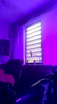 Snapshot of Crystalbitchx chatting on January 2025 09:19:01 AM Crystalbitchx online show from January 2025 09:19:01 AM