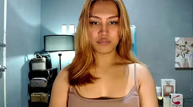 luxxy grand online show from January 2025 11:46:01 AM