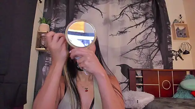 Snapshot of annyluna1 chatting on January 2026 08:21:01 PM annyluna1 online show from January 2026 08:21:01 PM