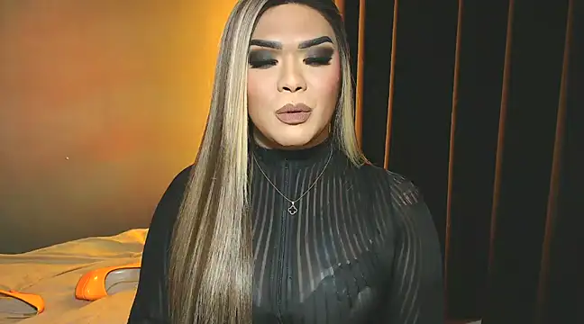 Snapshot of VictoriaEliz chatting on December 2024 09:19:02 PM VictoriaEliz online show from December 2024 09:19:02 PM