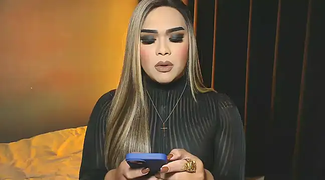 Snapshot of VictoriaEliz chatting on December 2024 07:39:02 PM VictoriaEliz online show from December 2024 07:39:02 PM