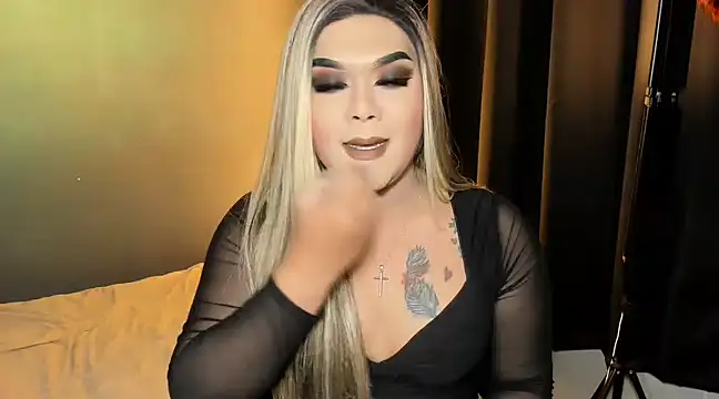 Snapshot of VictoriaEliz chatting on March 2025 02:55:02 PM VictoriaEliz online show from March 2025 02:55:02 PM