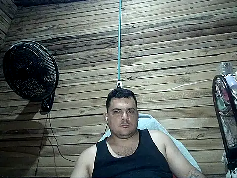 Snapshot of Arcangel_05 chatting on July 2026 05:21:02 AM Arcangel 05 online show from July 2026 05:21:02 AM