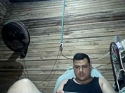 Snapshot of Arcangel_05 chatting on July 2026 06:47:02 AM Arcangel 05 online show from July 2026 06:47:02 AM