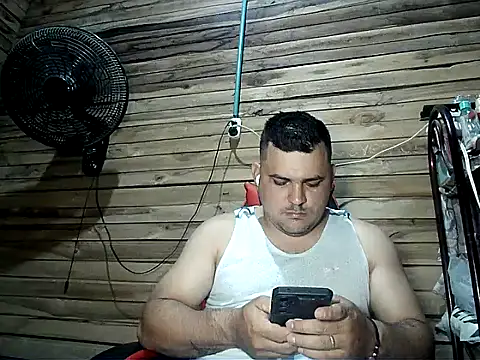 Snapshot of Arcangel_05 chatting on July 2026 03:22:01 AM Arcangel 05 online show from July 2026 03:22:01 AM