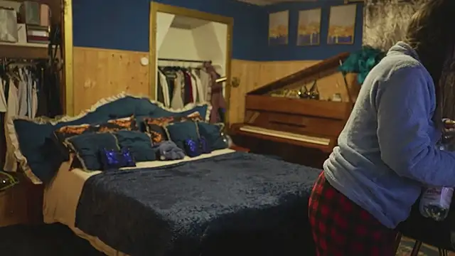 VanessaDoyle online show from April 2026 09:04:01 PM