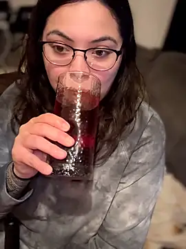 Snapshot of drizzypeach602 chatting on February 2026 06:34:01 AM drizzypeach602 online show from February 2026 06:34:01 AM