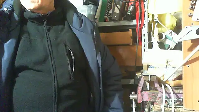 nonnomaturobisex online show from December 2025 09:36:01 AM