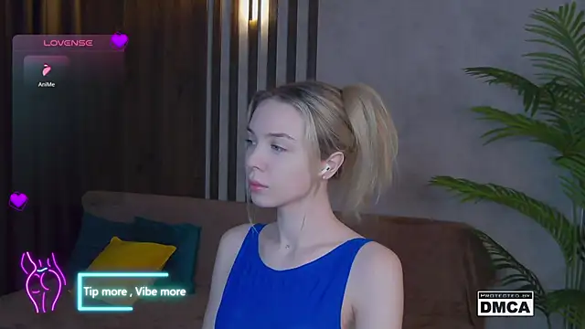 Holl1Would online show from January 2025 03:36:02 AM