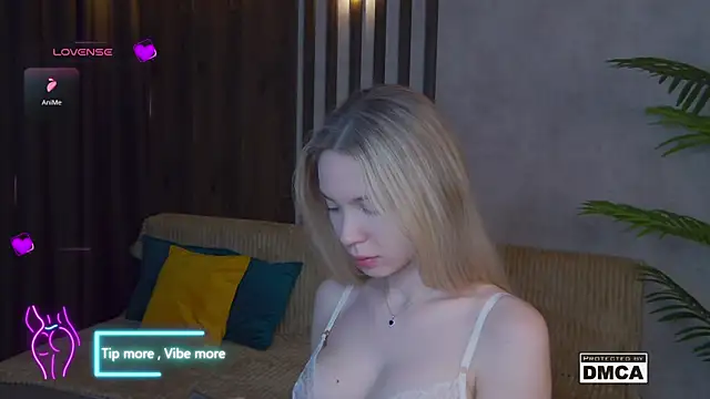 Holl1Would online show from January 2025 07:22:01 PM