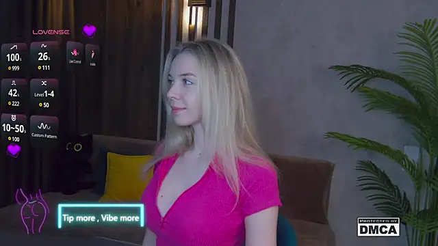 Holl1Would online show from March 2025 03:35:02 AM