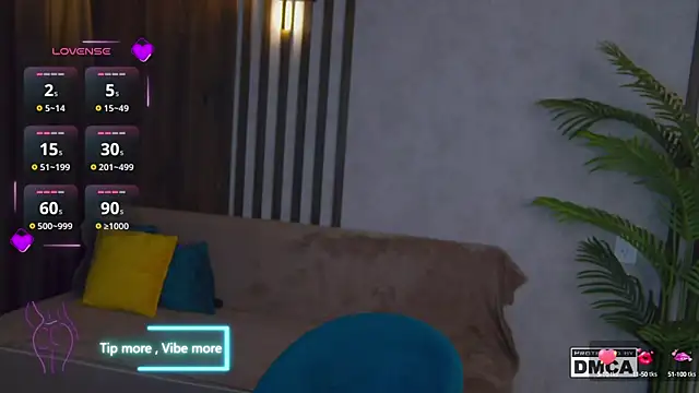 Holl1Would online show from March 2025 03:48:01 AM