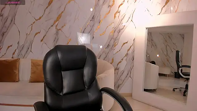 LexieWayne online show from February 2026 12:47:02 PM