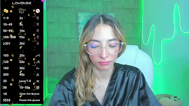 Snapshot of barbie_scoth_ chatting on January 2025 10:12:02 PM barbie scoth  online show from January 2025 10:12:02 PM