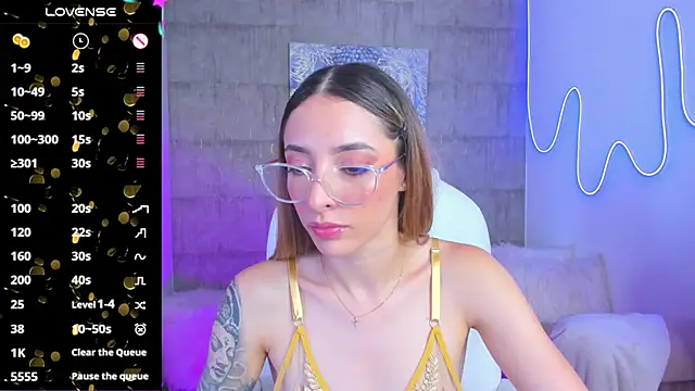 Snapshot of barbie_scoth_ chatting on March 2025 08:32:02 PM barbie scoth  online show from March 2025 08:32:02 PM